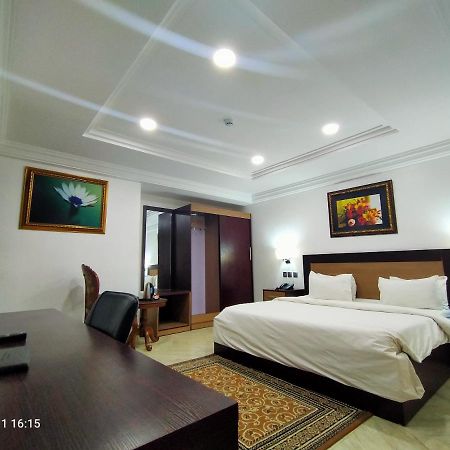 Immaculate Platinum Hotel Abuja Bagian luar foto