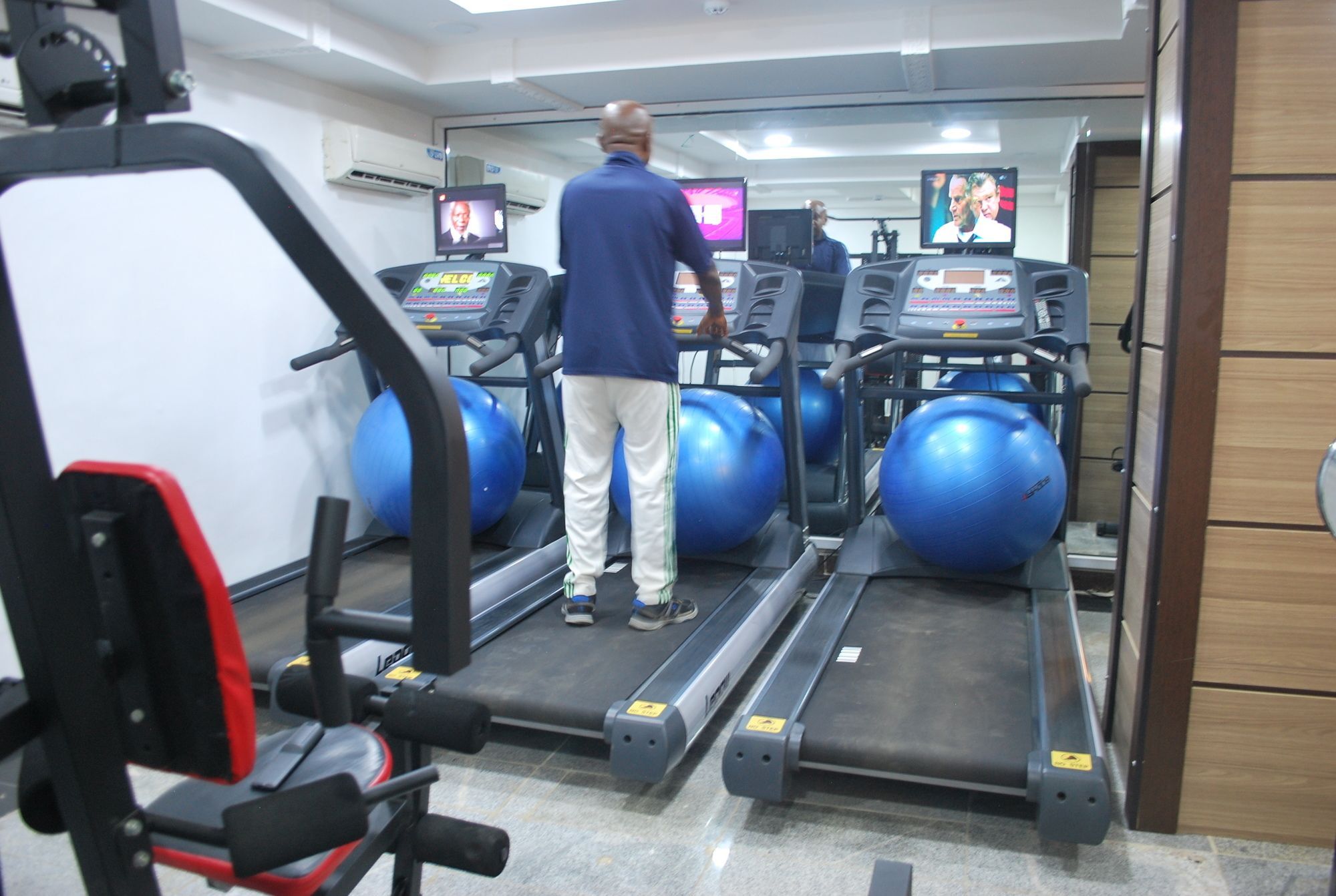 Immaculate Platinum Hotel Abuja Bagian luar foto
