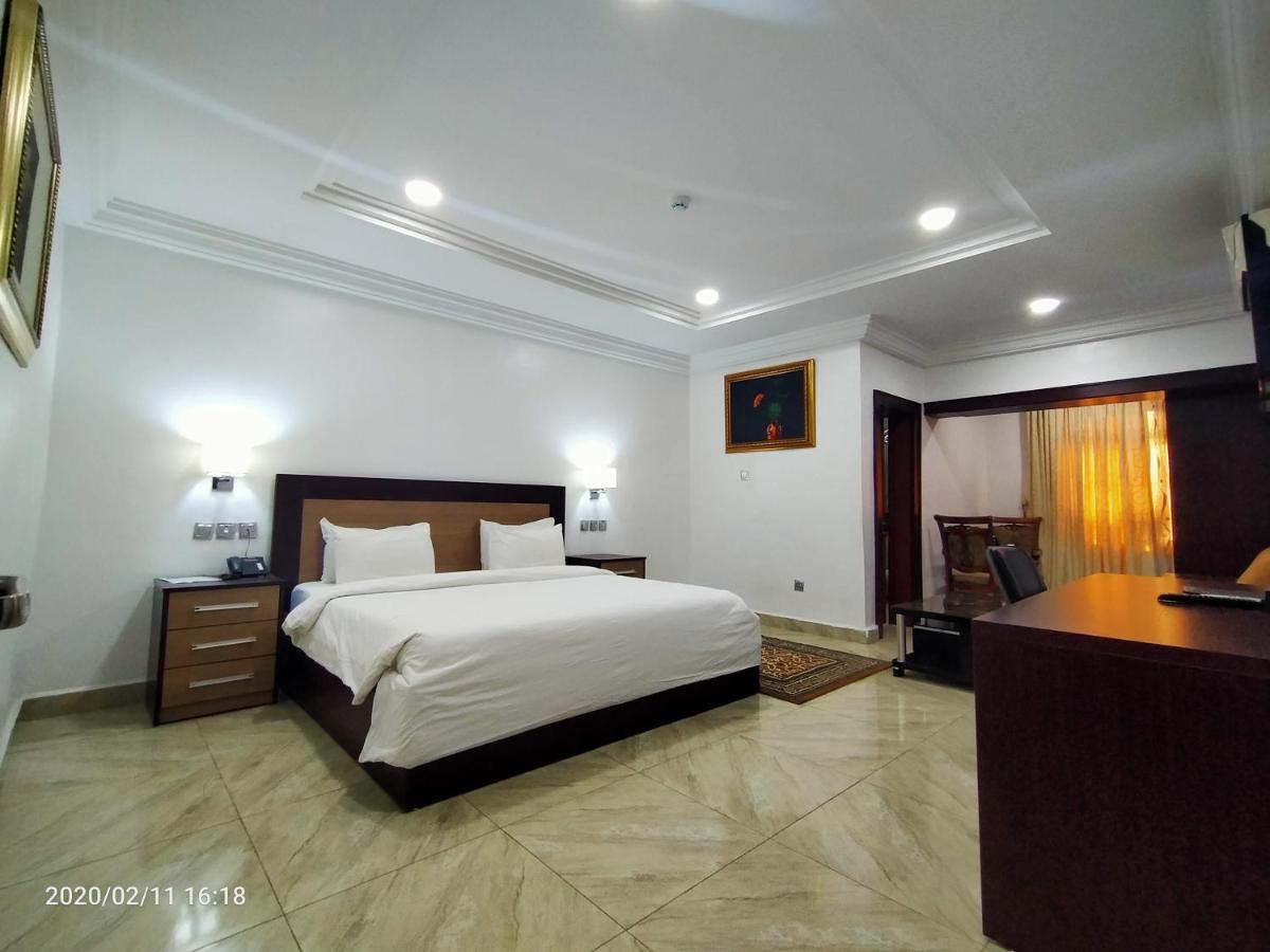 Immaculate Platinum Hotel Abuja Bagian luar foto